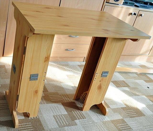 fold able table made from wood