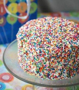 6 DIY Birthday Cakes For Little Girl's