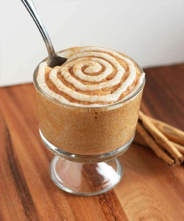 Cinnamon Roll Mug Cake Design