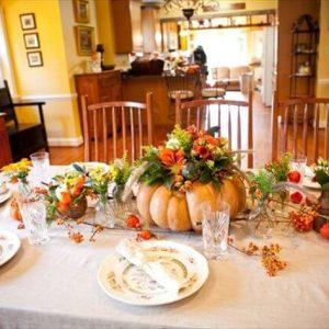 DIY Thanksgiving table