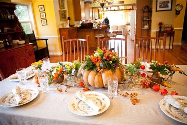 DIY Thanksgiving table