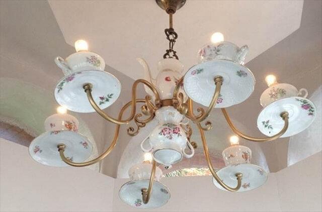 reuse-old-porcelain-teacups-ideas-creative-diy-chandelier
