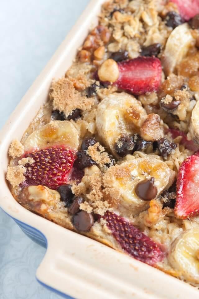 Strawberry Baked Oatmeal with Chocolate