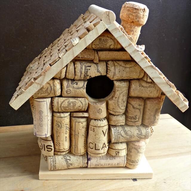 cork-bird-house