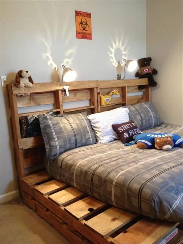old wood pallet bed