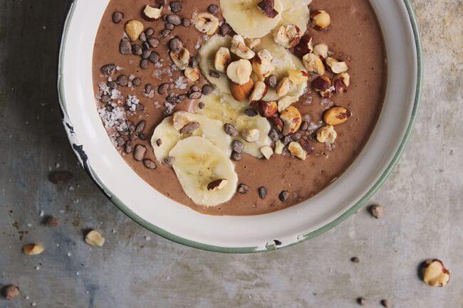 Chocolate Hazelnut Smoothie Bowl: