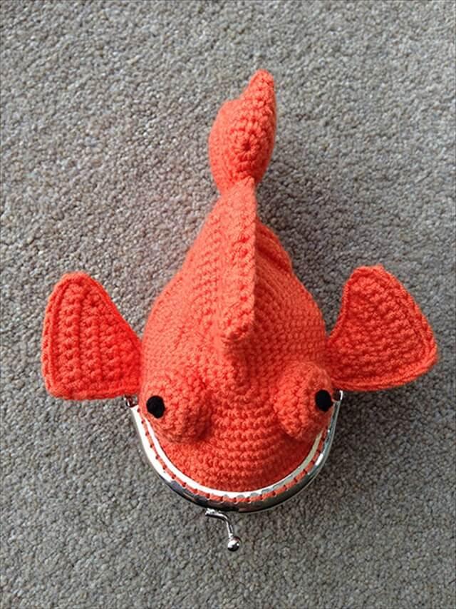 Goldfish Coin Purse amigurumi crochet pattern