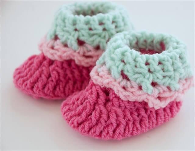 cute crochet baby booties for your baby