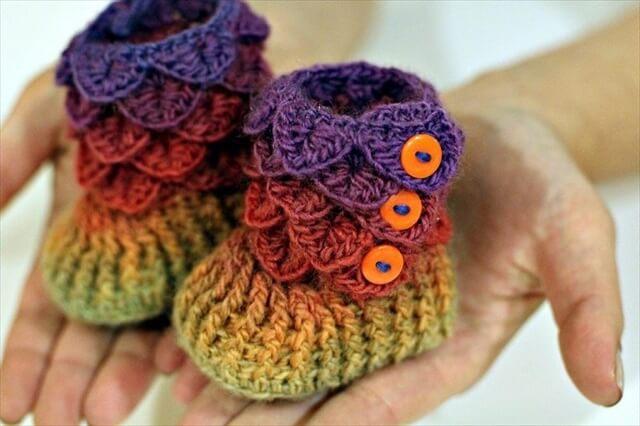 different colors crochet boots 