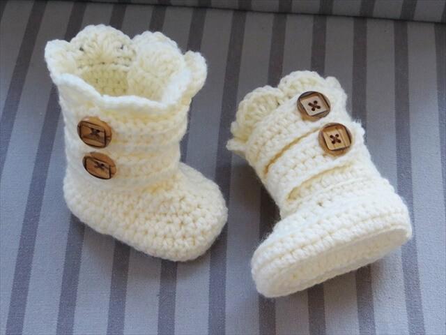 Crochet Baby Boots Pattern