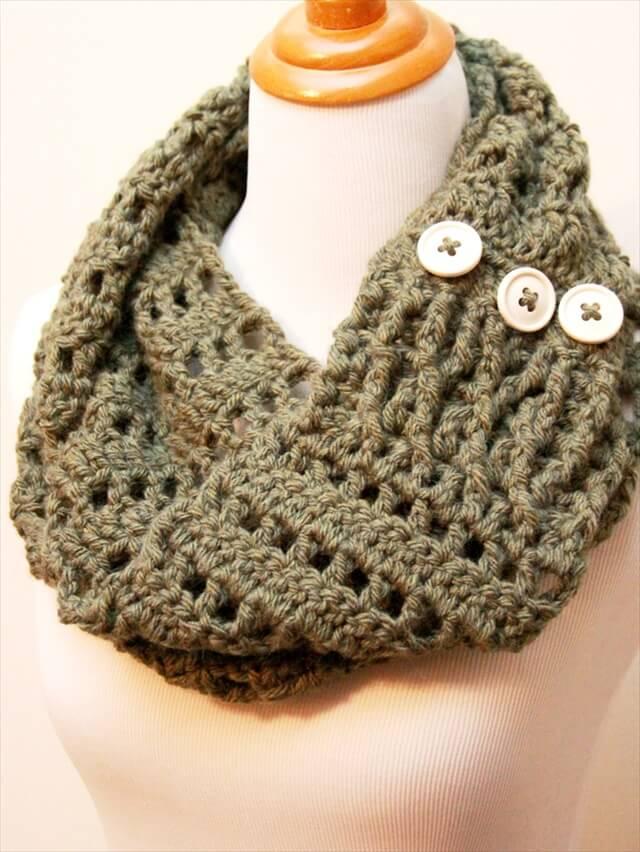 Button Infinity Scarf
