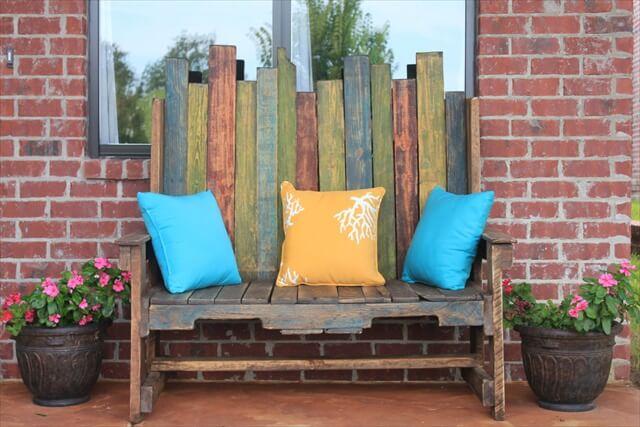  Useful and Easy DIY Ideas to Repurpose Old Pallet Wood