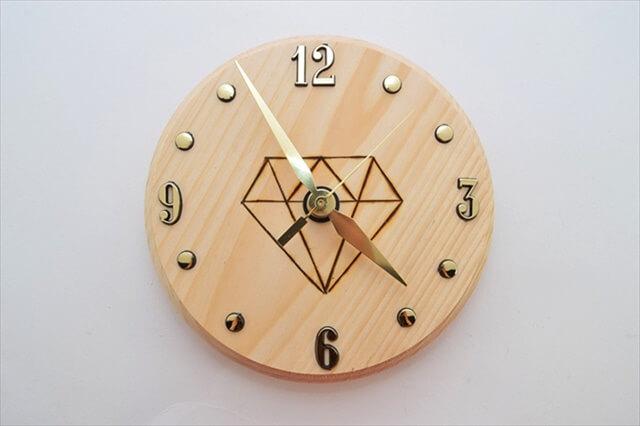 DIY wooden clock