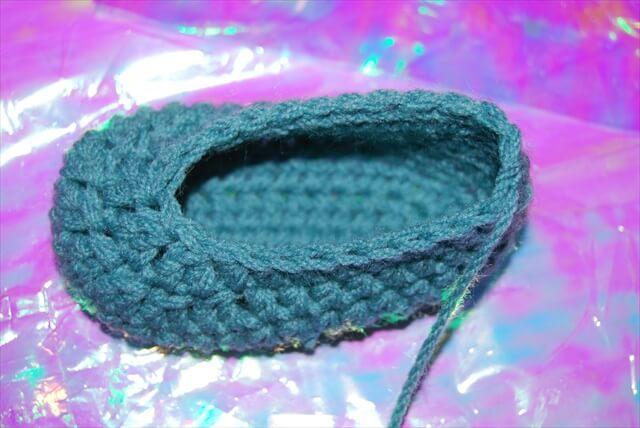 Beautiful crocheted baby booties