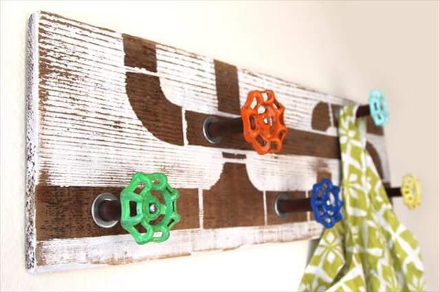 DIY Towel Hooks And Hangers For Every Interior