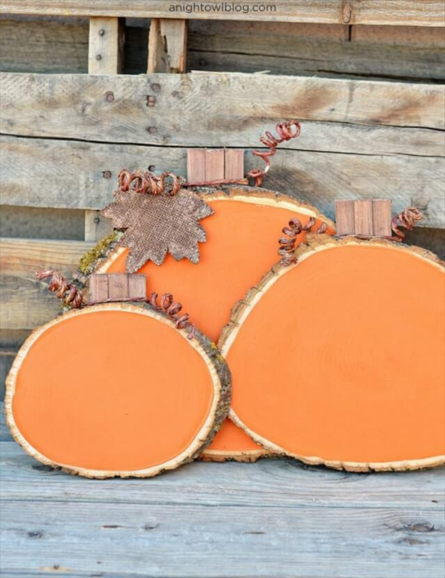  Painted Wood Slice Pumpkins