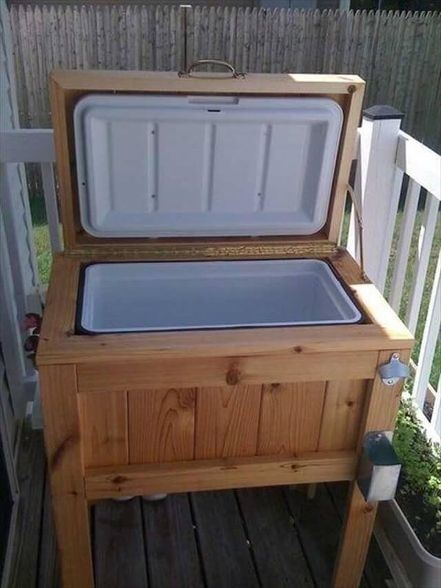 Cooler Made from pallets