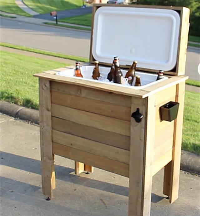 rustic cooler from pallet wood