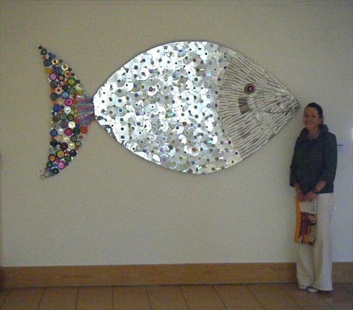 Recycled Cd Artwork A fish from unwanted cds