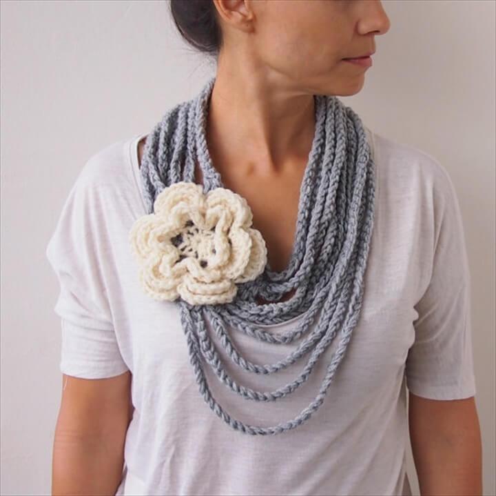 Crochet pattern, Loop infinity circle scarf, oversized flower chain chunky cowl, statement necklace