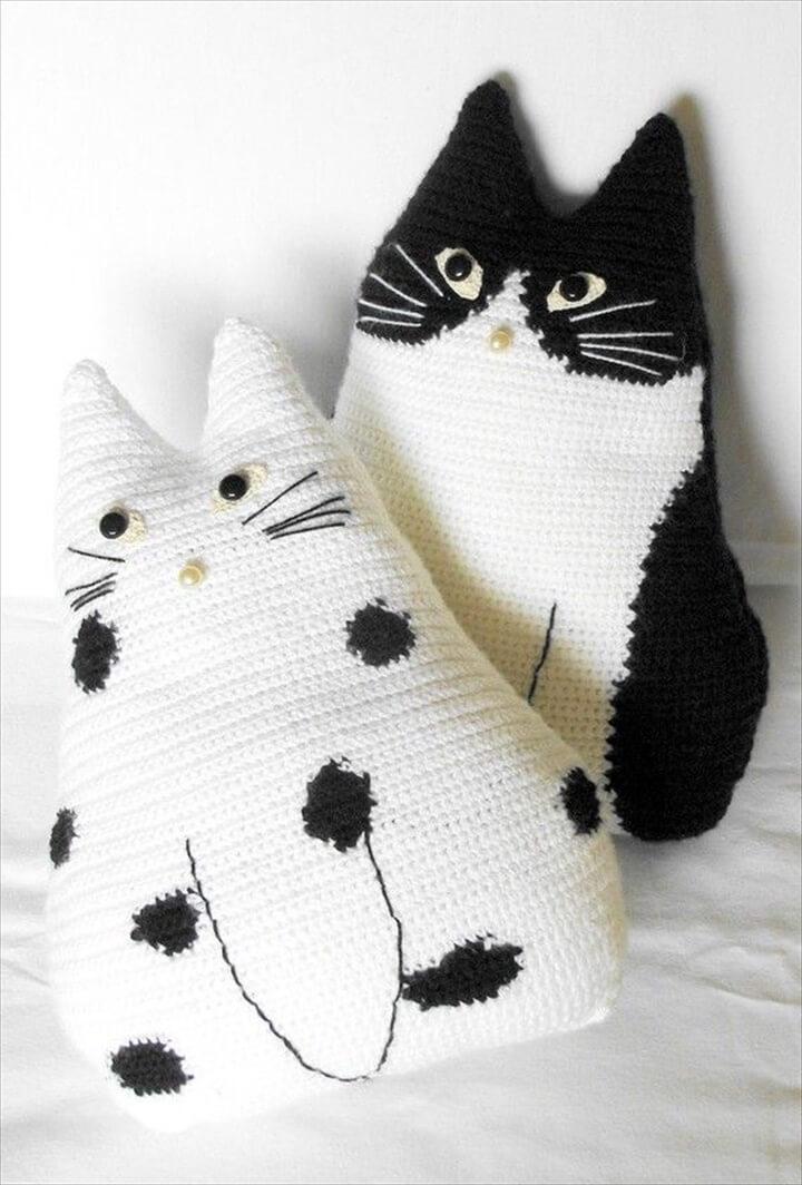 DIY Nice Crochet Cat Pillows 