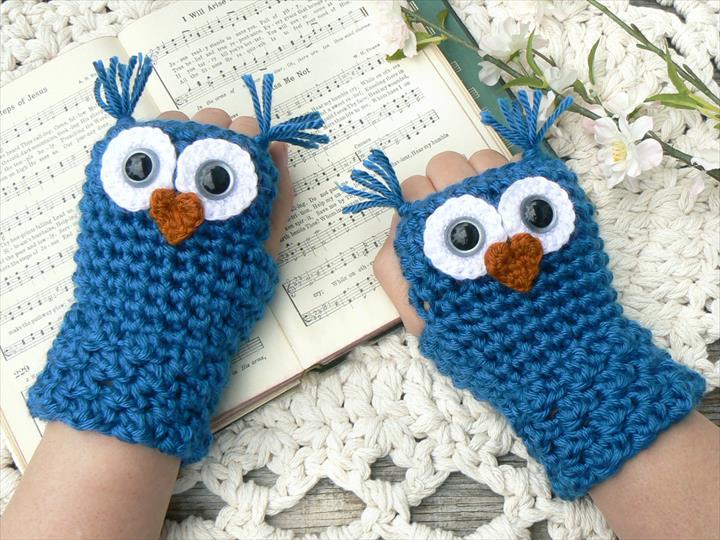Crochet Owl Fingerless Gloves Wrist Warmers with Gray Safety Eyes and Soft Ocean Teal Acrylic Yarn Woman's Sizes