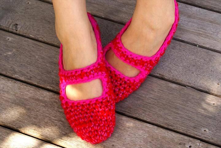 Women's Crocheted House Shoes in Red & Pink