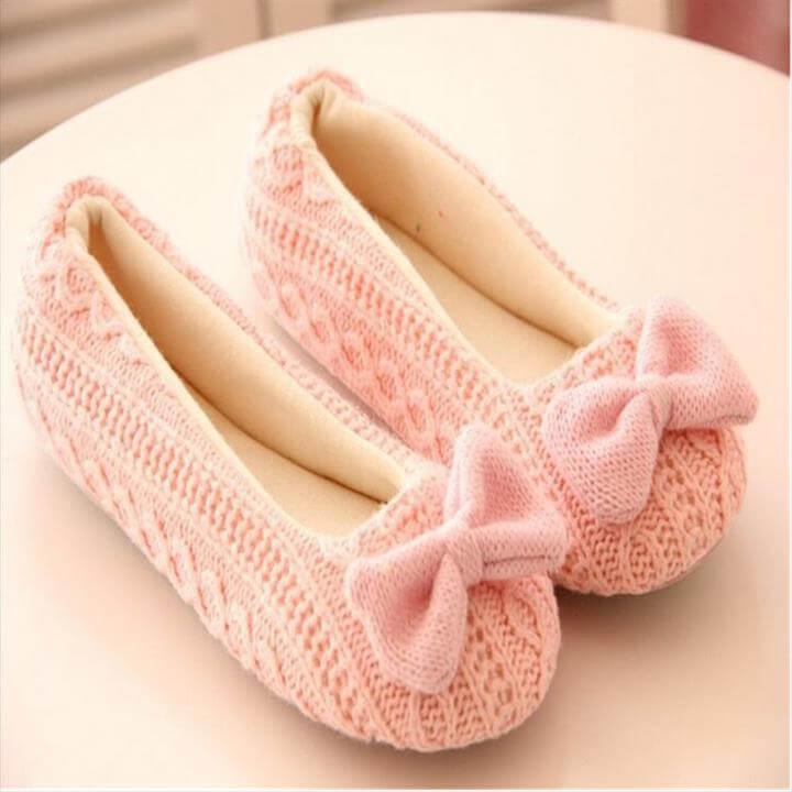 pink crochet bow slippers