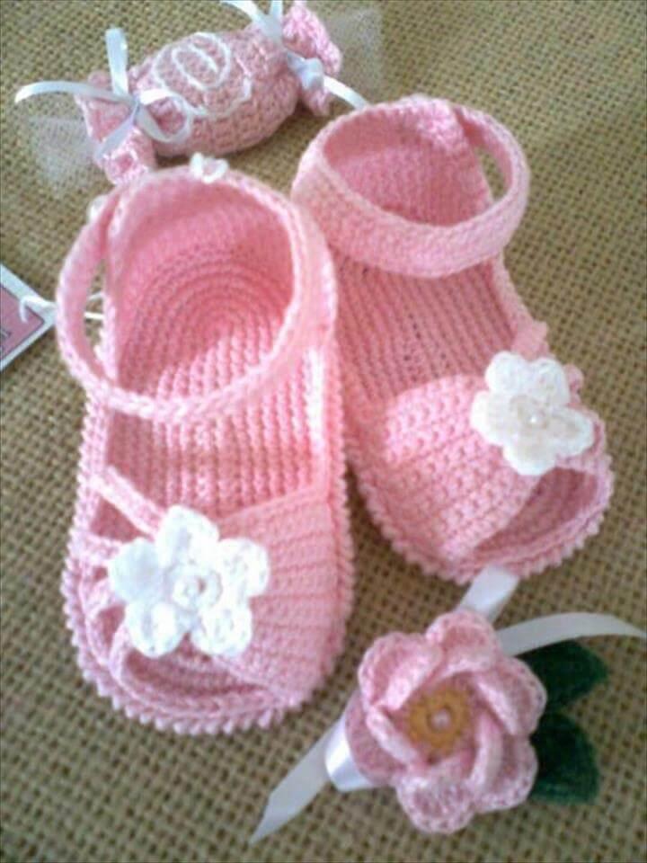 pink and white crochet sandals fro crochet