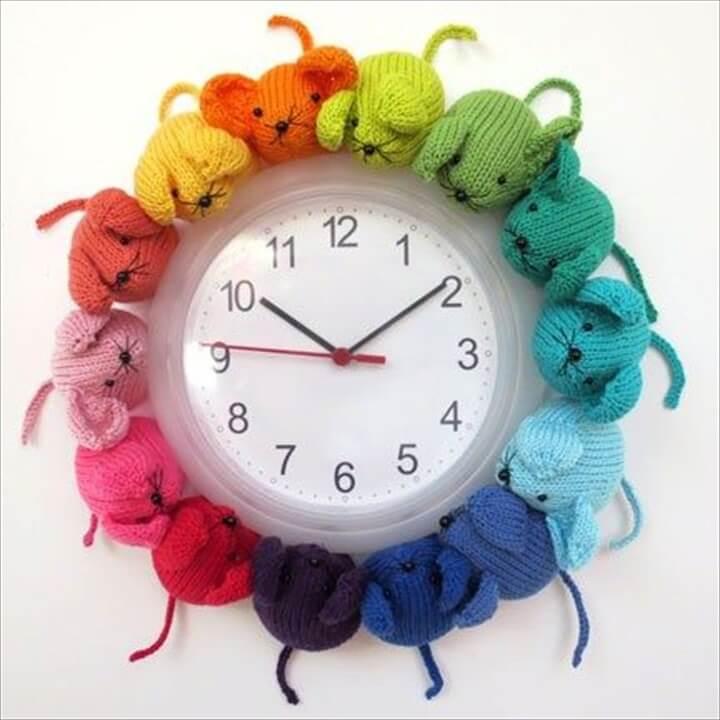 crochet cute mice clock