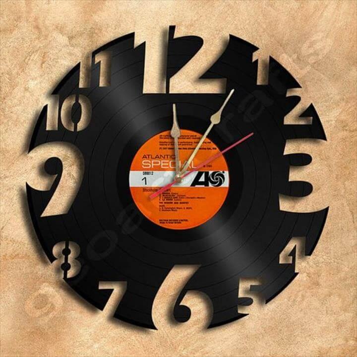 beautiful diy old record clock