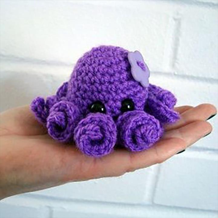 Easy Crochet Mini Octopus