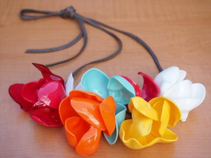 spoon flower necklace