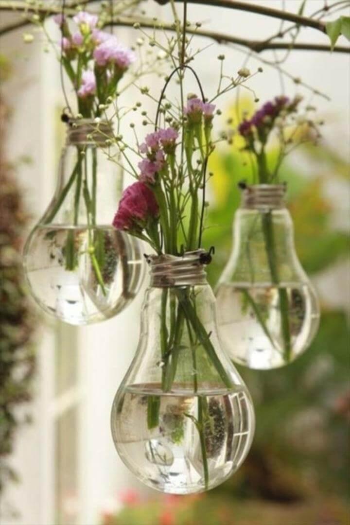 Recycling Ideas – Old Light Bulb