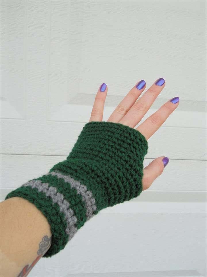 Slytherin crochet arm warmers