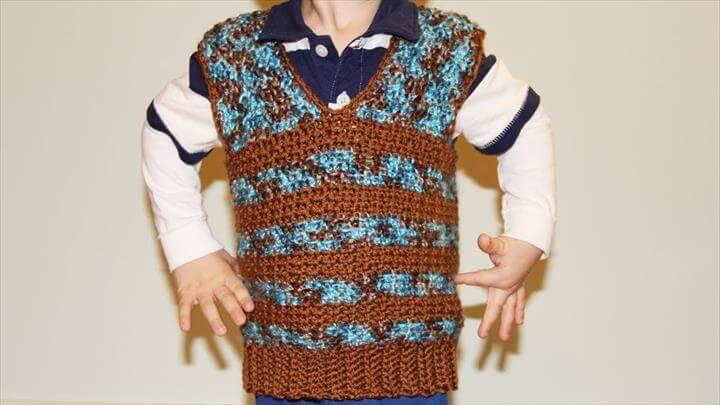 crochet boy's vest sweater - video tutorial for beginners