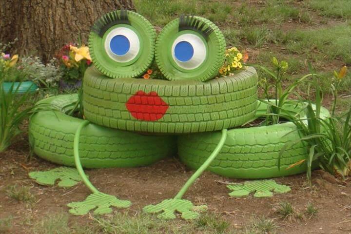 Frog tire planter