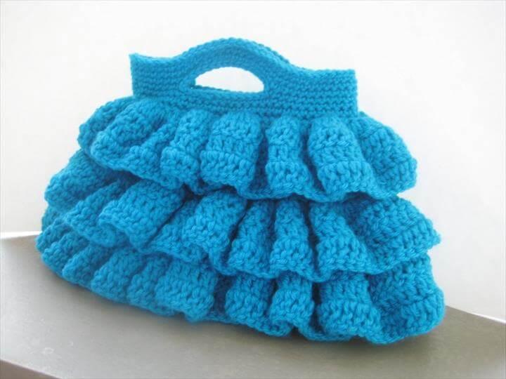 Bella Ruffled Bag (Free Crochet Pattern)