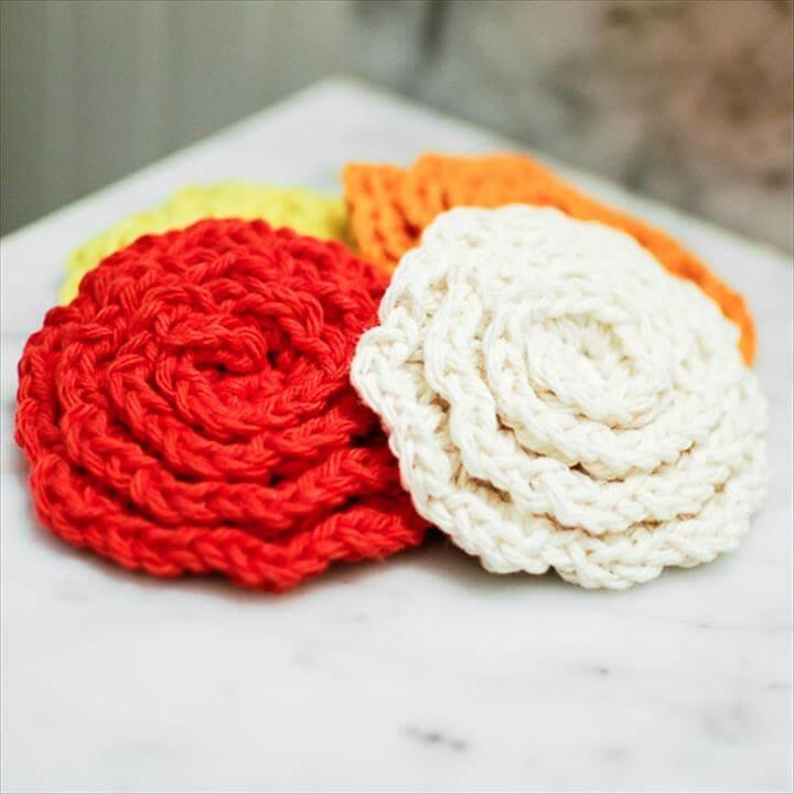 Free crochet flower face scrubby pattern