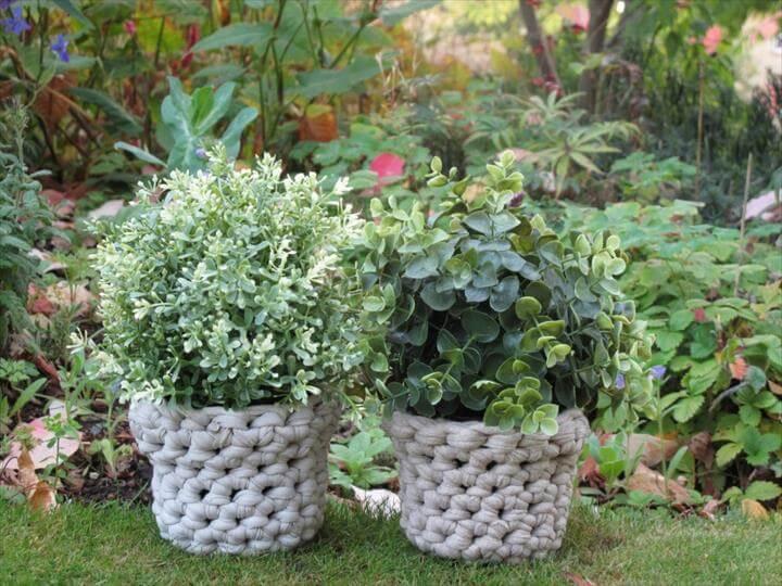 Fashion crochet flower pots