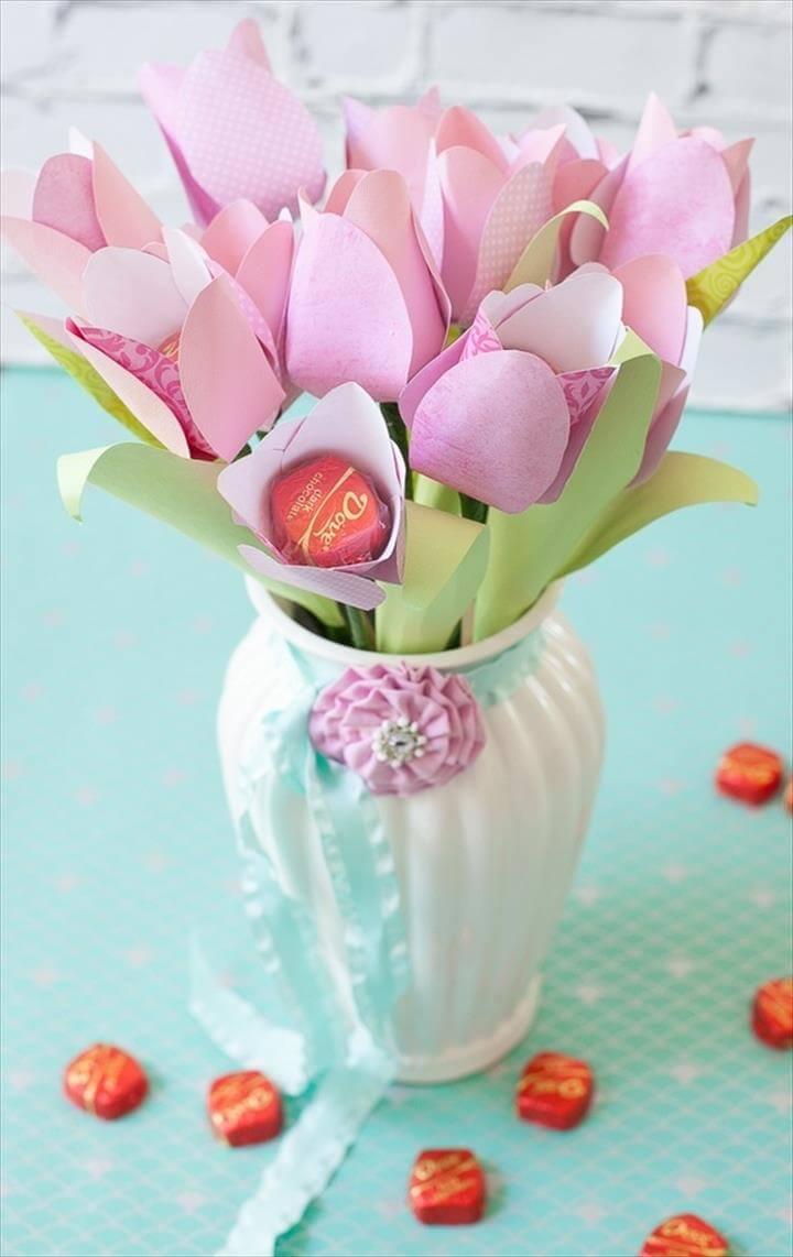 gift ideas for Mothers Day DIY paper flower tulip bouquet in vase