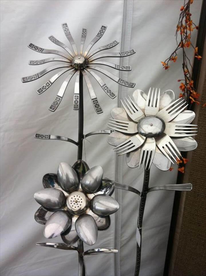 DIY upcycling ideas floral decoration old cutlery