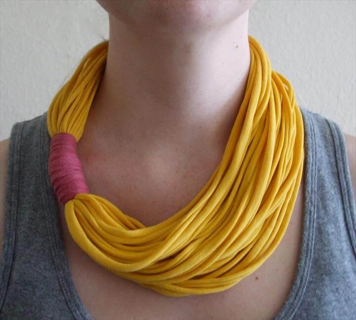 T shirt Necklace. Keep it simple yet fabulous with this tutorial