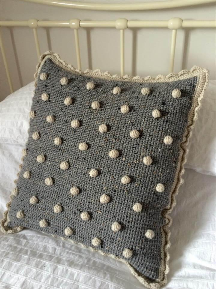 Free crochet patterns: bobble cushion