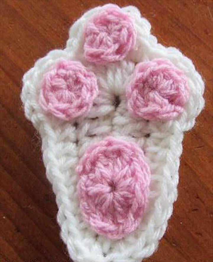 Crochet Bunny Paw. 3 free easy crochet patterns for beginners