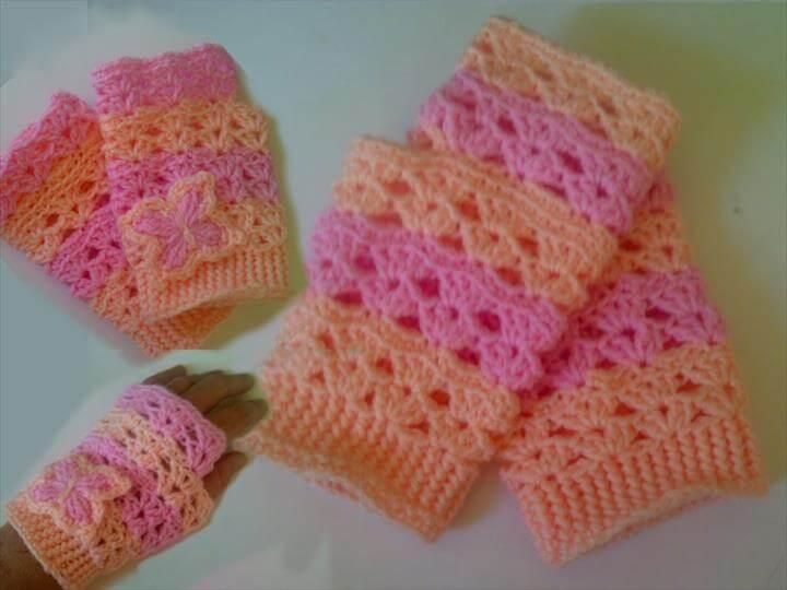 Free Crochet Pattern: How to crochet fingerless gloves wristers for beginners