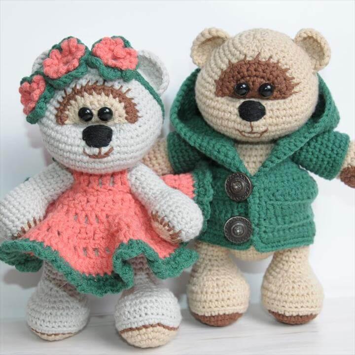 Amigurumi teddy bears in love - free crochet pattern