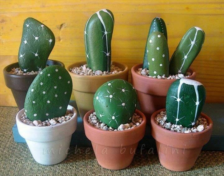 DIY cactus from pebbles - do it with kids!