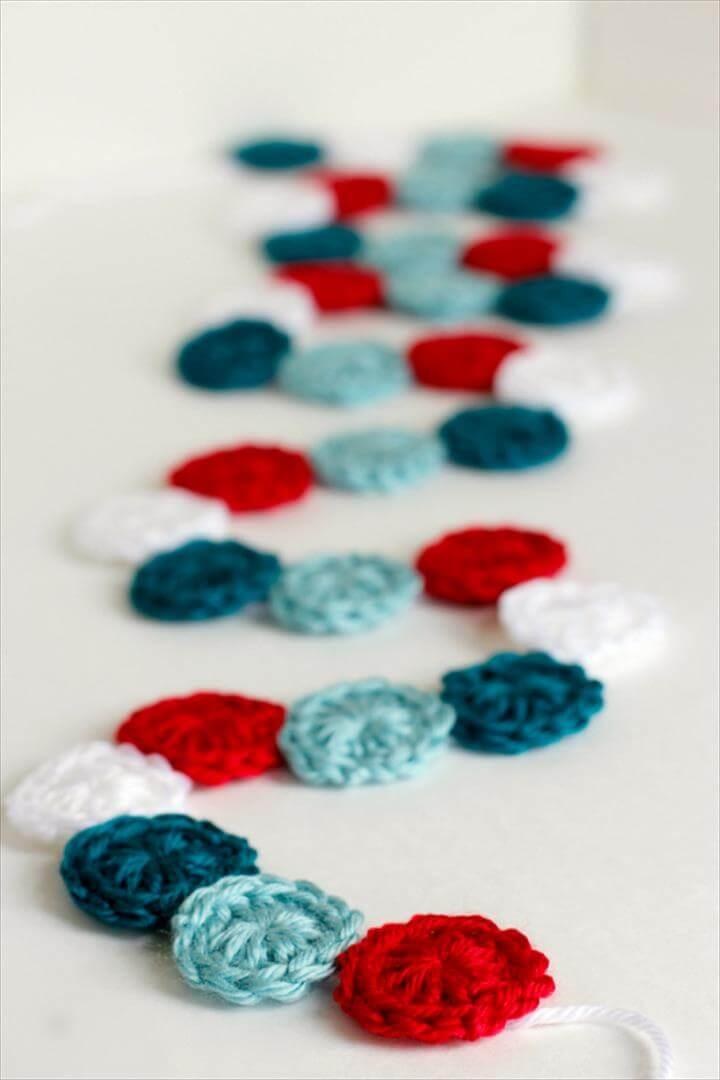 Holiday Crochet Garland of Circles