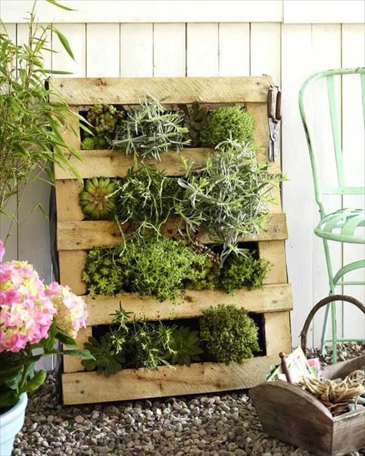 wall hanging pallet planters